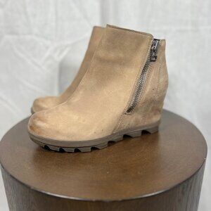 Sorel Women's Joan of Arctic™ Wedge II Zip Bootie in Tan - Size 6.5